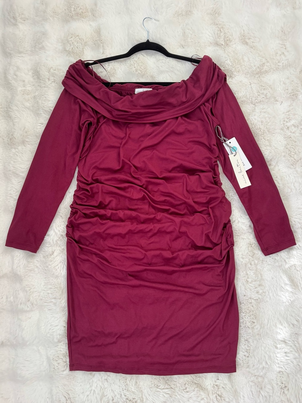 nine britton Off-Shoulder Ruched Bodycon Dress in Burgundy